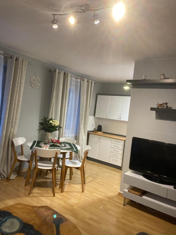 Apartament Deluxe Jelenia Gora Bagian luar foto