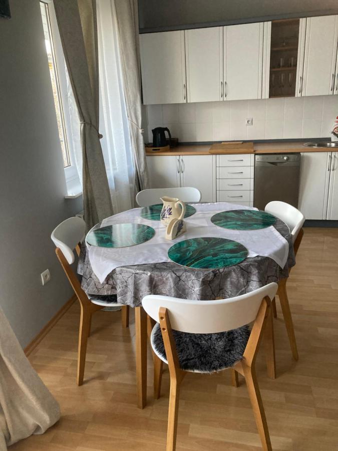 Apartament Deluxe Jelenia Gora Bagian luar foto
